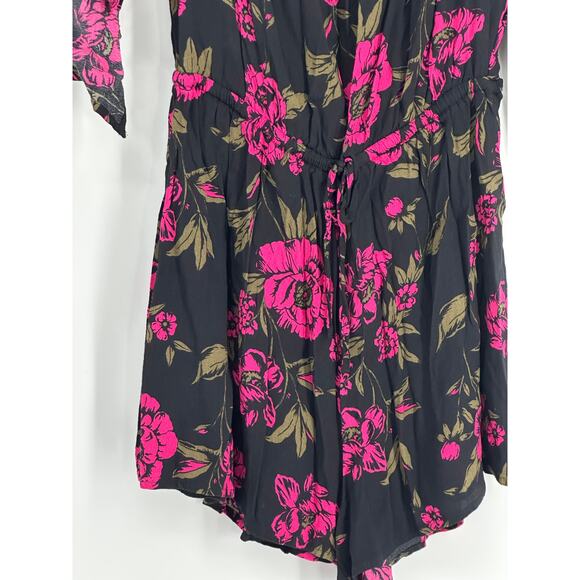 Express Women's Romper Size M Black and Pink Floral Ruffle Sleeve Boho Tie Waist - Picture 5 of 12